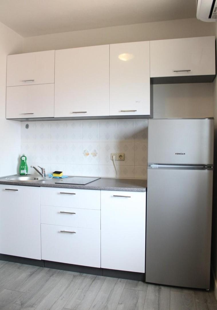 Apartment Bajuti Primošten Εξωτερικό φωτογραφία
