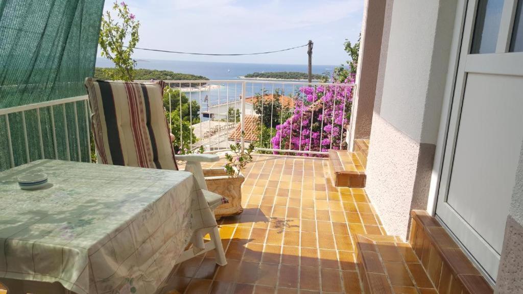 Apartment Bajuti Primošten Εξωτερικό φωτογραφία